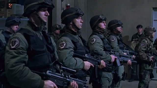 Momentky SG-1