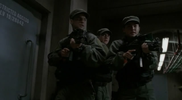 Momentky SG-1