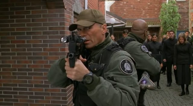 Momentky SG-1